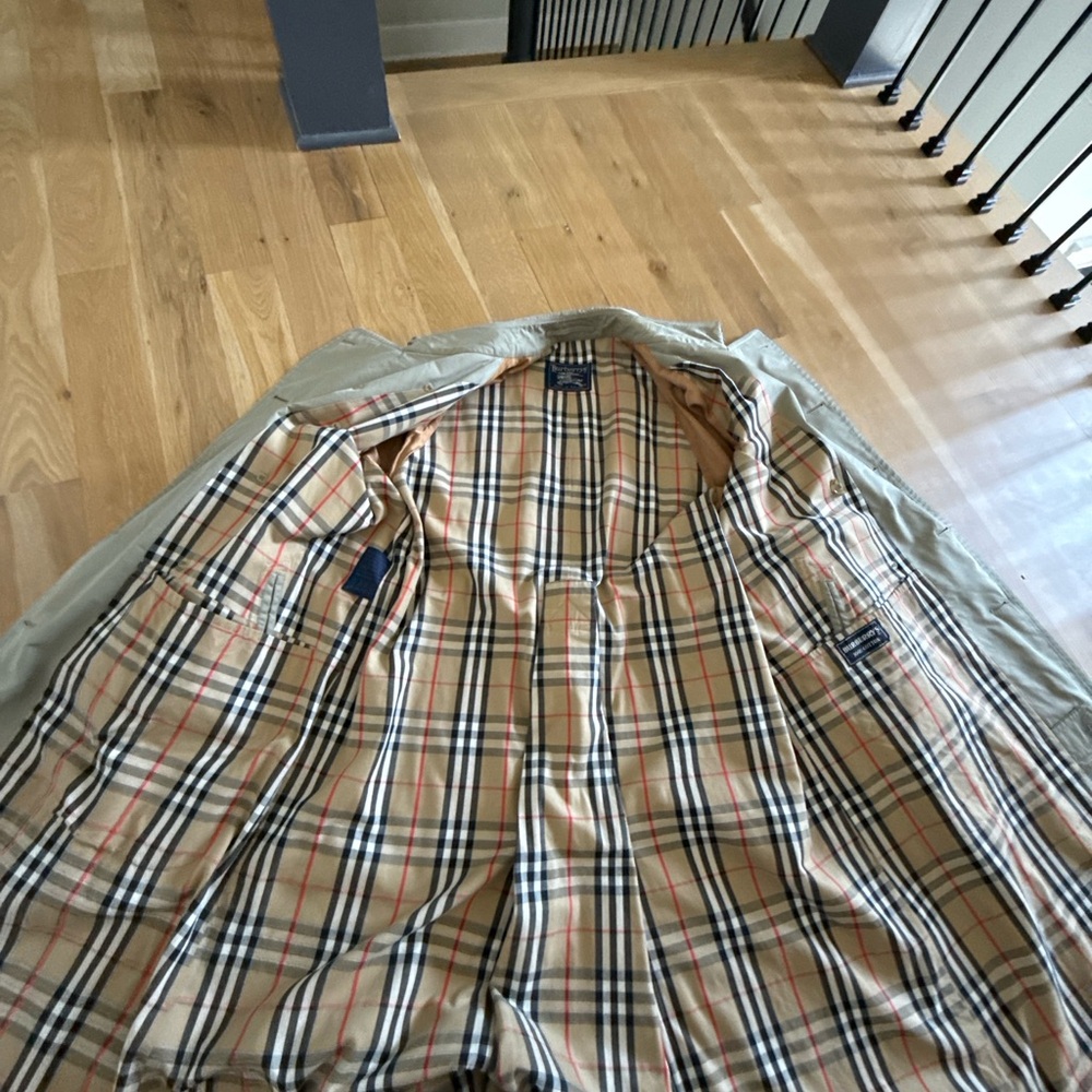 Mens Vintage Burberry’s Trench Coat with Signature Check Lining- size 46Reg US - Picture 2 of 13